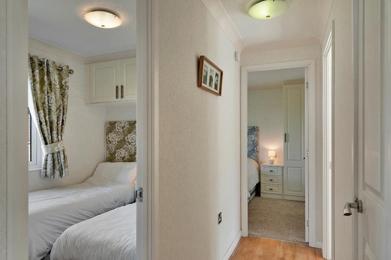 Finest Retreats - Seacroft Villa ทอร์พอยท์ ภายนอก รูปภาพ